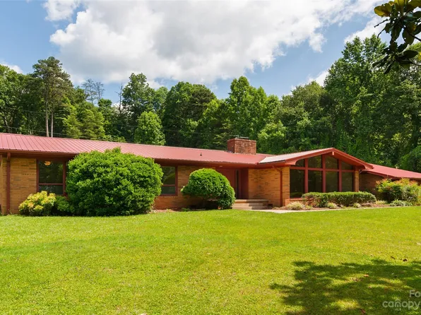 479 Stewart Rd, Andrews, NC 28901