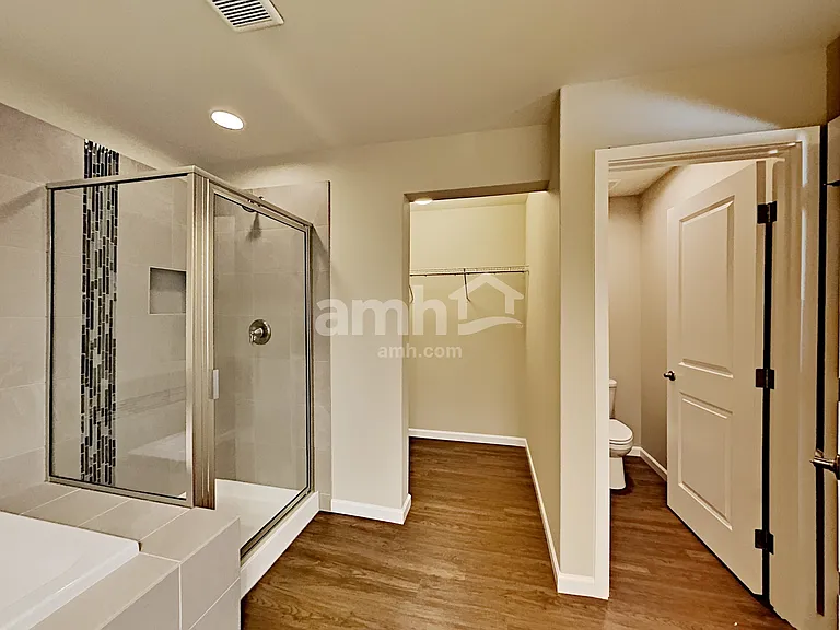 245 Iris Ln — Photo 15