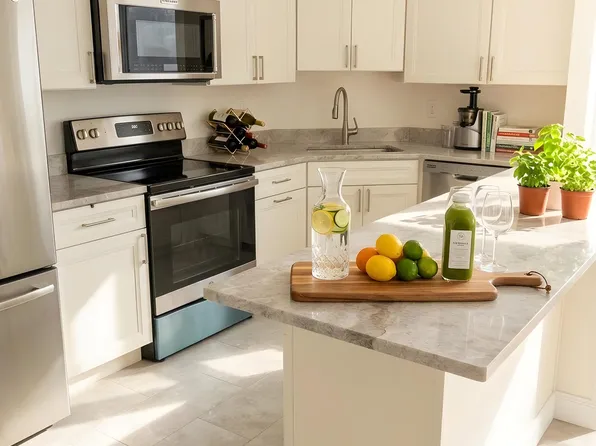 125 Pleasant St, Brookline, MA