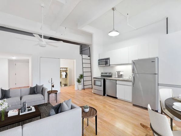 44 Berry St APT 4F