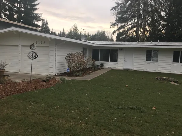 2123 167th Ave NE, Bellevue, WA 98008