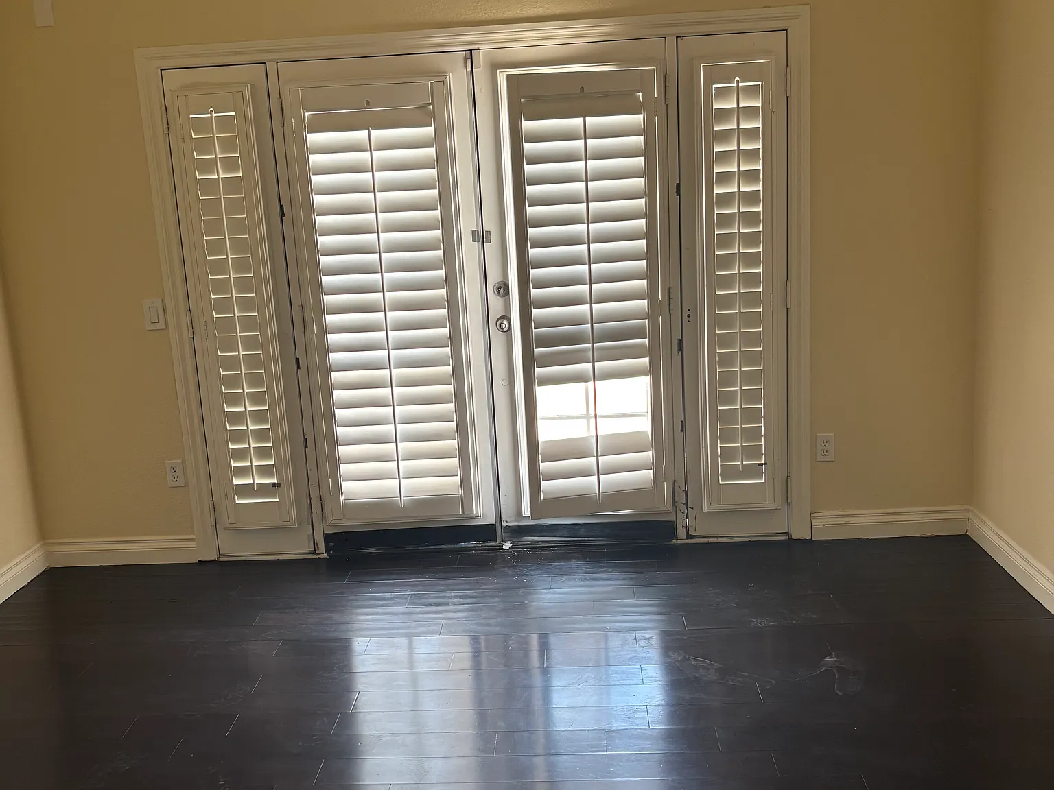 3 bed, 2097 sqft, $3,400 — Photo 4