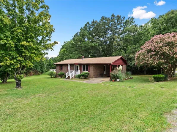 131 Engle Rd, Manson, NC 27553