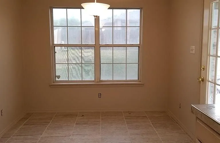 1812 Crown Pointe Blvd — Photo 12