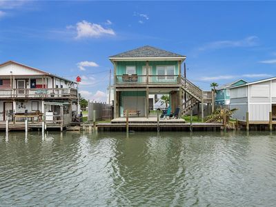70 Belaire Dr, Rockport, TX, 78382