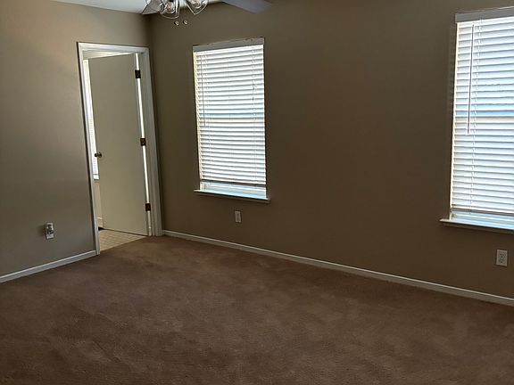 4th image of 1231 Sunrise Dr