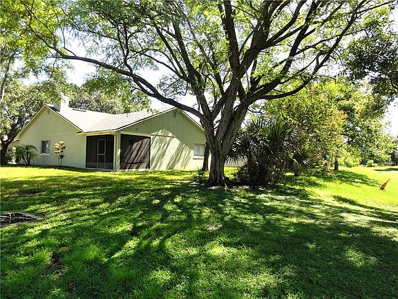 4th image of 7183 Marvista Ct