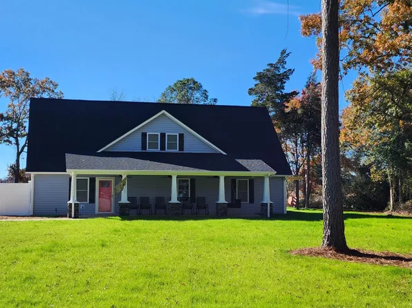 594 Breezy Banks Road, Roper, NC 27970