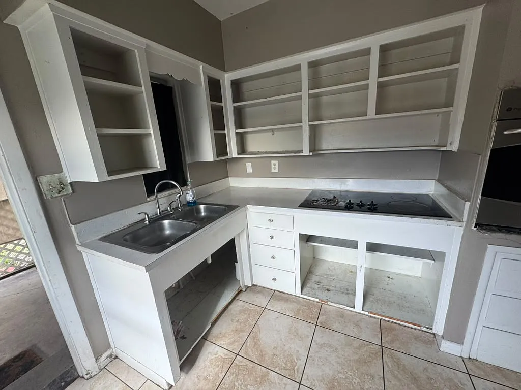 2 bed, 1032 sqft, $1,500 — Photo 3
