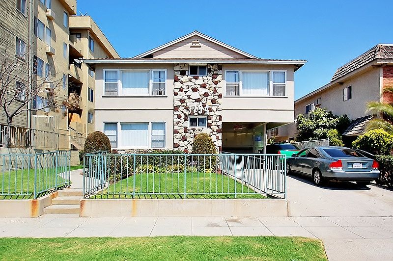 1st image of 3754 Vinton Ave APT 1