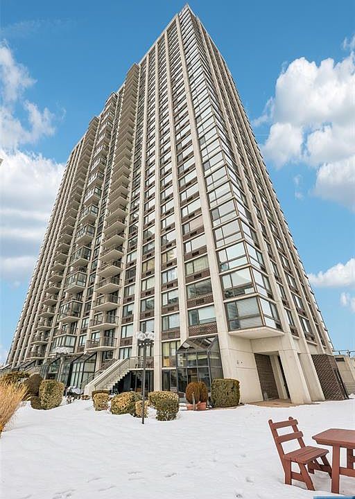 1st image of 200 Old Palisade Rd APT 3J