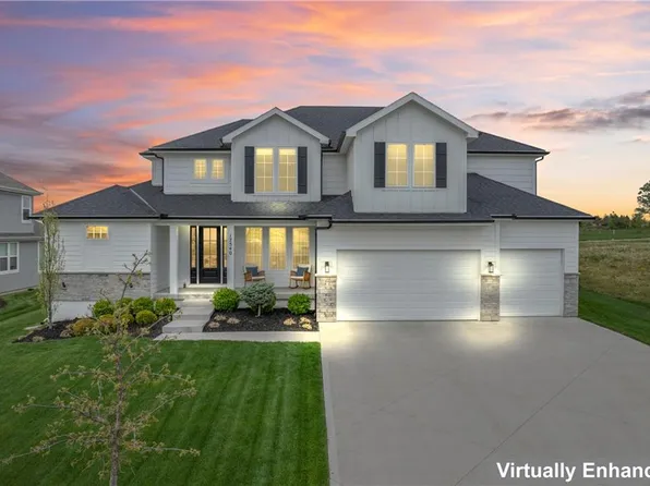 17540 Manor St, Overland Park, KS 66085