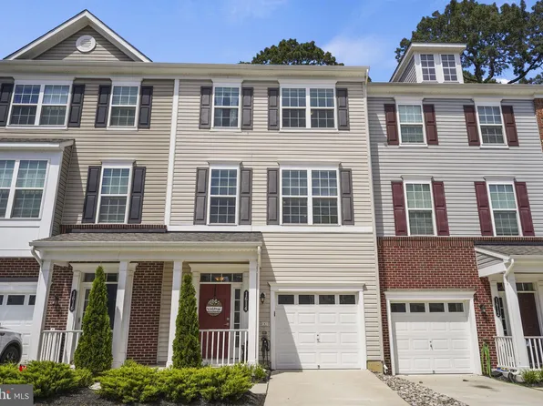 1614 Dorothy Ln, Woodbridge, VA 22191