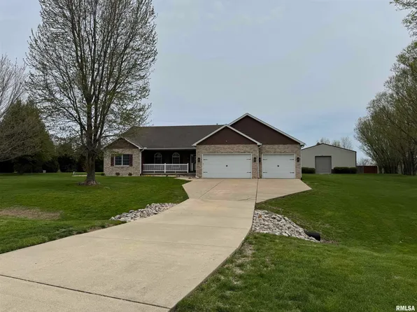 5400 Durango Trl, Pleasant Plains, IL 62677