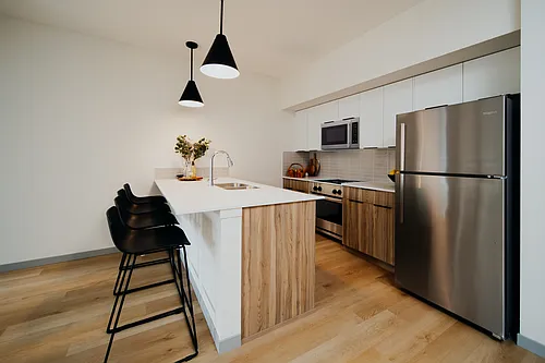 255 Carrington Plz NW Photo 1