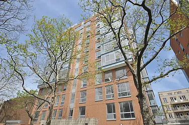 1125 Banner Avenue in Brighton Beach