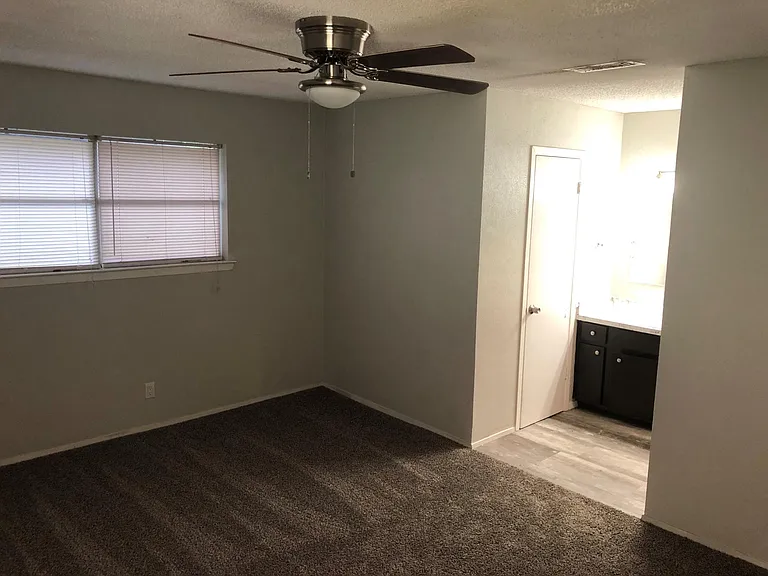5229 Purington Ave — Photo 7