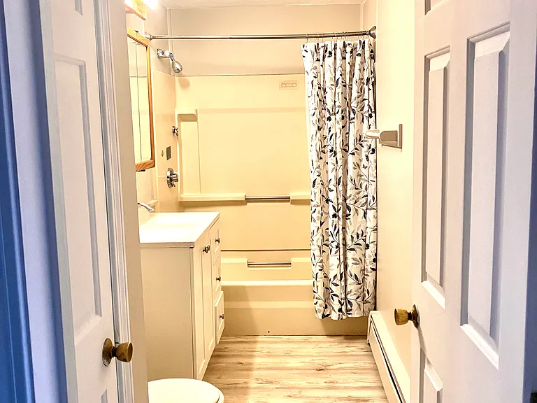 47 N Federal St #3 — Photo 7