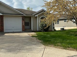 1919 S Powahatan Ct, Independence, MO 64057