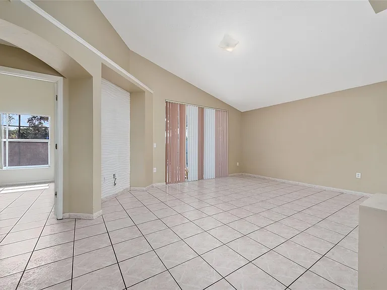 12868 Gettysburg Cir — Photo 22