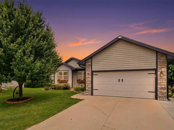 1414 SW 41st Ct, Ankeny, IA 50023