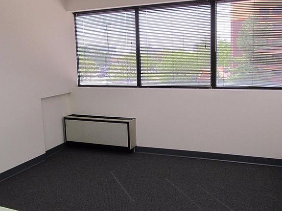 5th image of 11166 Fairfax Blvd #407