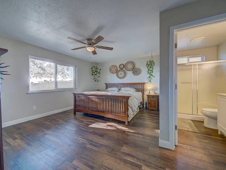 18626 Quiet Oak Pl — Photo 13
