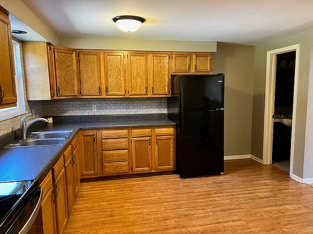2 bed, 1.5 bath, 1000 sqft, $1,595 — Photo 4