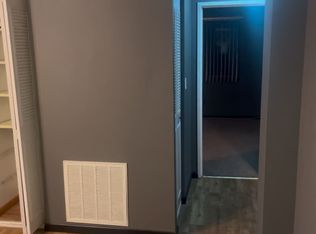 960 S Des Plaines River Rd #409, Des Plaines, IL
