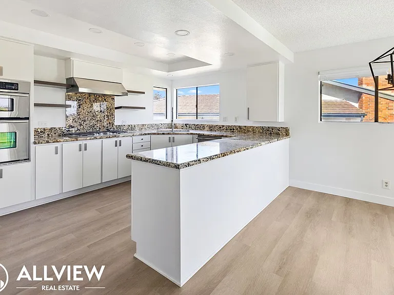 29 Skysail Dr — Photo 7