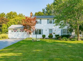 12 Whippletree Rd, Fairport, NY 14450