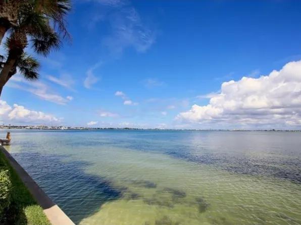 5633 Puerta Del Sol Blvd S #103, Saint Petersburg, FL 33715