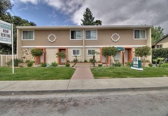 2nd image of 278 Tyrella Ave APT 07