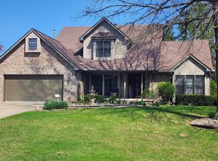 1402 Watertree Rd, Terre Haute, IN 47803