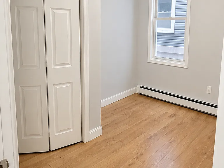 168 Woodlawn Ave #1 — Photo 6