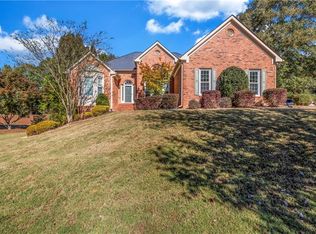 1213 Maple Creek Ln, Loganville, GA 30052