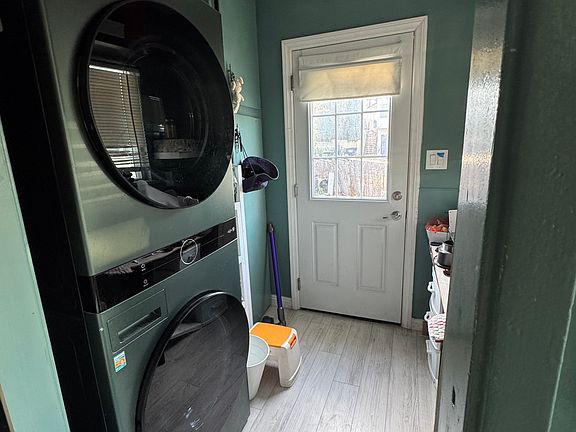 5th image of 431 N Ynez Ave APT A