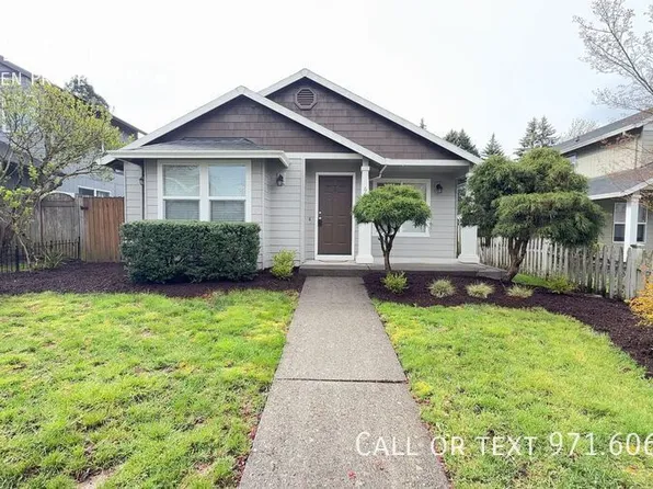 664 SE Myrtlewood Pl, Gresham, OR 97080