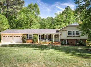 8405 Lakewood Dr, Raleigh, NC 27613