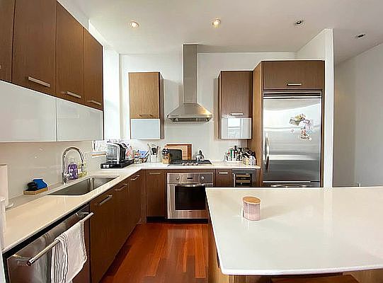 4th image of 166 Montague St APT 5C