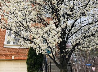 6688 Debra Lu Way, Springfield, VA 22150