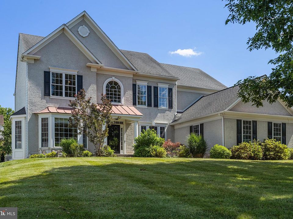 1st image of 159 Applegate Dr