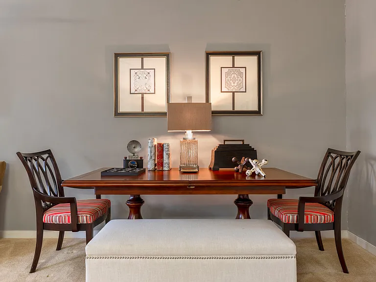 Craftsman Collection Dining Room