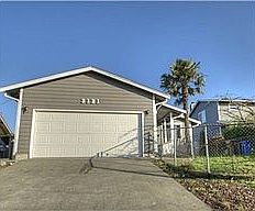 1st image of 3121 57th Ave NE