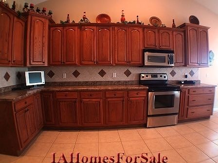 Upgraded Cabinets