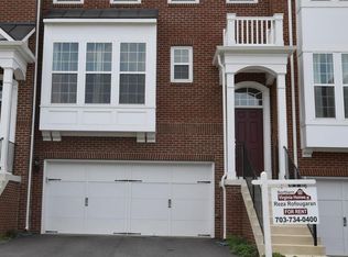 20681 Erskine Ter, Ashburn, VA 20147