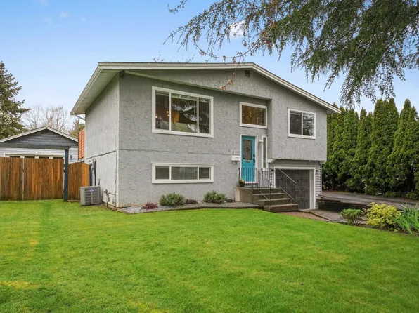 6175 Morgan Dr, Surrey, BC V3S 5B8