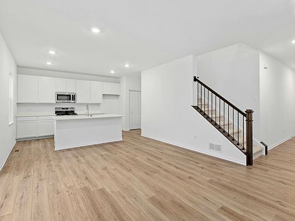 2nd image of 10973 Green Pl