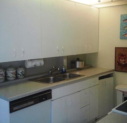 4th image of 3028 Harwood D #3028