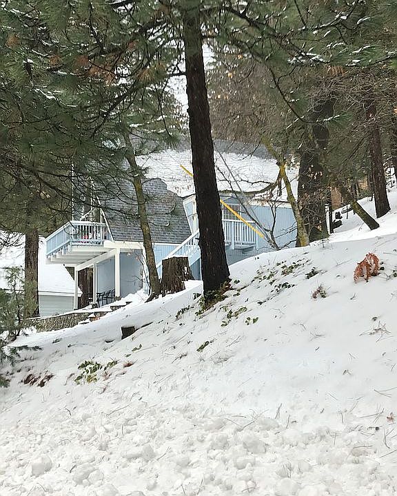 2nd image of 382 S Fairway Dr